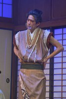 畠中恵「しゃばけ」シリーズ Presents「シャイニングモンスター～ばくのふだ」ゲネプロより。（撮影：鏡田伸幸）