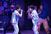 「舞台TWiN PARADOX『SONG STORY Vol.1』誕生日記念公演」より、演目A「Departure」の様子。