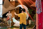 中間アヤカ&コレオグラフィ「フリーウェイ・ダンス」より。(撮影:岡はるか)