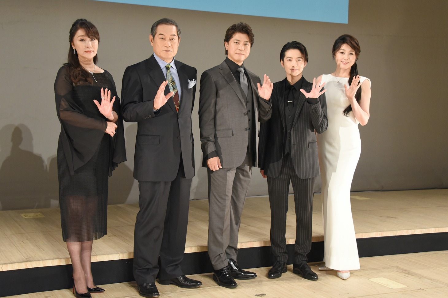 「魔界転生」製作発表会見より。