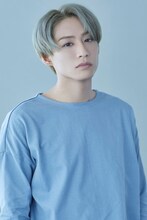 前山剛久扮する逸臣。