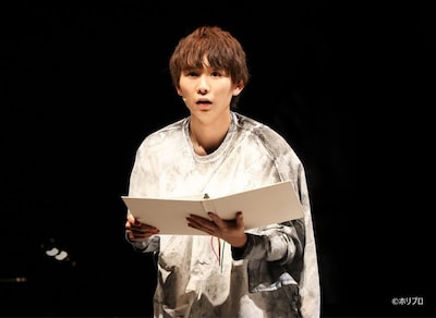 朗読劇「#ある朝殺人犯になっていた」より。(c)ホリプロ