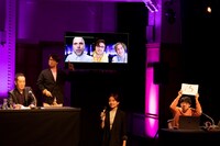 「True Colors DIALOGUE ママリアン・ダイビング・リフレックス / ダレン・オドネル『私がこれまでに体験したセックスのすべて』」より。（撮影：吉本和樹）