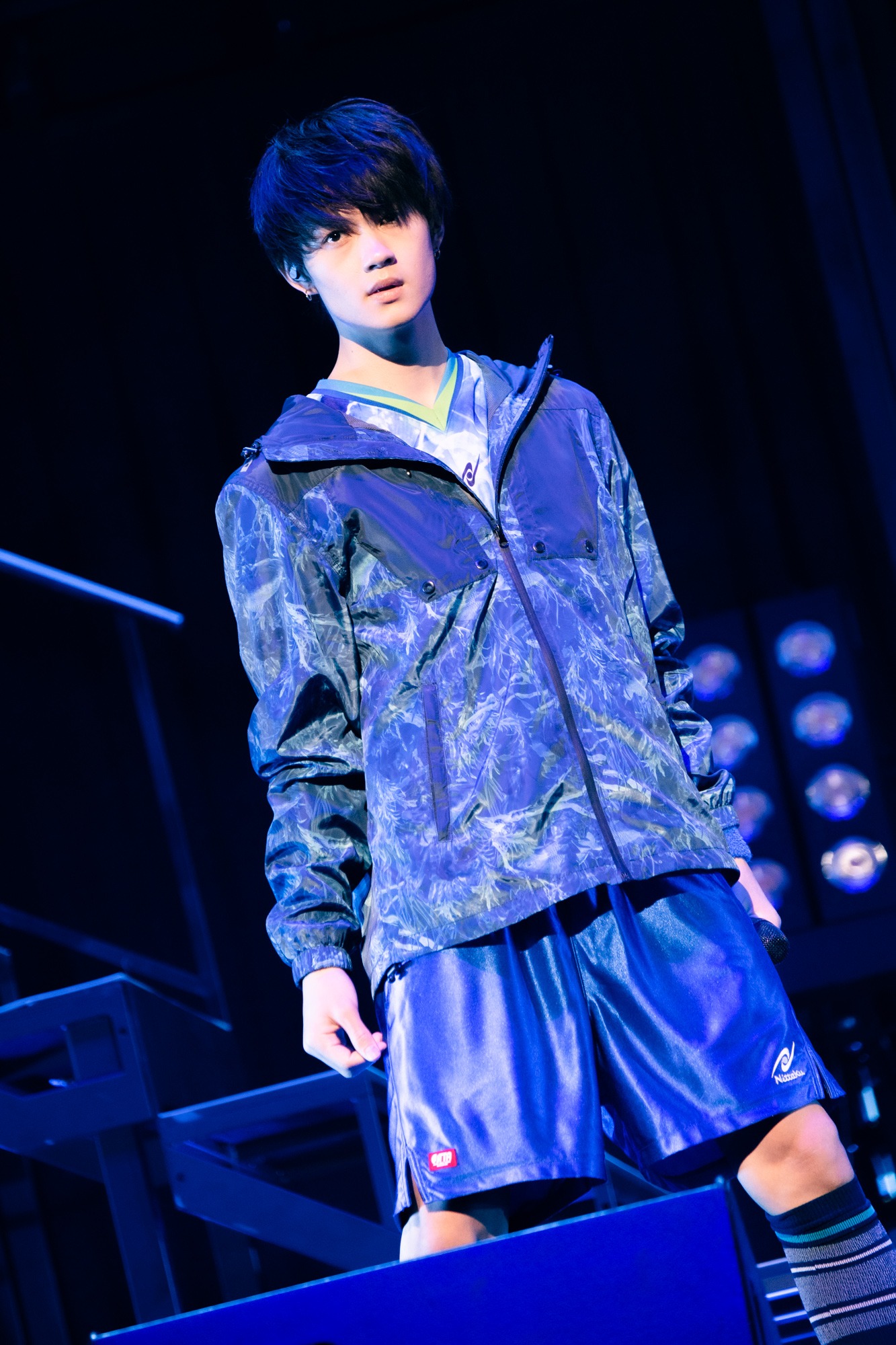 「FAKE MOTION 2021 SS LIVE SHOW」より。（撮影：田中聖太郎、立脇卓、渡邊玲奈 / 田中聖太郎写真事務所）