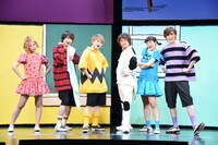 左から林愛夏、岡宮来夢、花村想太、中川晃教、宮澤佐江、植原卓也。