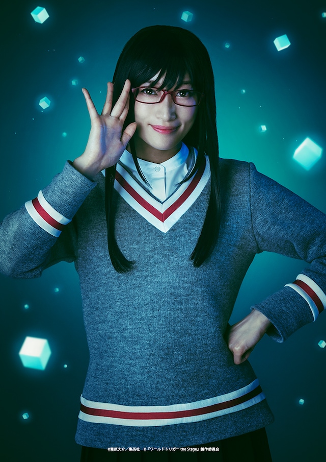 茜屋日海夏扮する宇佐美栞。