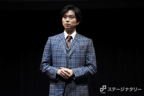 「モダンボーイズ」取材会より、加藤シゲアキ。