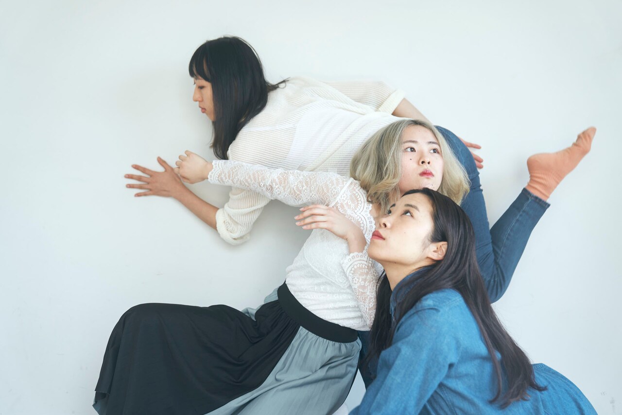 踊る「熊谷拓明」カンパニー 試作ダンス劇「ささやかに鳴く。」ビジュアル（撮影：川面健吾）