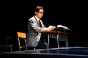 ミュージカル「スリル・ミー」より、松岡広大扮する“私”。(撮影:田中亜紀)