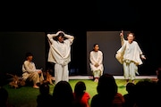 「めにみえない みみにしたい」より。(撮影:細野晋司)