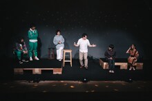 コンプソンズ 第7回公演「何を見ても何かを思い出すと思う」より。（撮影：コムラマイ）