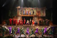 「ミュージカル『忍たま乱太郎』第11弾再演 ～忍たま 恐怖のきもだめし～」より。（撮影：田中亜紀）