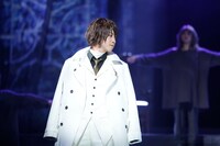 舞台「文豪ストレイドッグス DEAD APPLE」より。