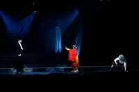 舞台「文豪ストレイドッグス DEAD APPLE」より。