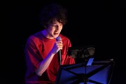 KAAT神奈川芸術劇場プロデュース リーディング公演「ポルノグラフィ」より。(撮影:中村彰)
