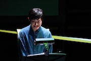 KAAT神奈川芸術劇場プロデュース リーディング公演「ポルノグラフィ」より。(撮影:中村彰)