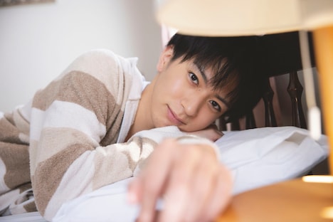 「メンズビジュアルムック A-VOICE 松島勇之介」（講談社）より。（撮影：関純一）