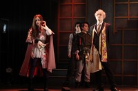 「This is 大奥」より。（撮影：立川賢一［studio cyan］、福島正大）