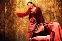 「フェードル」より。（撮影：田中亜紀）