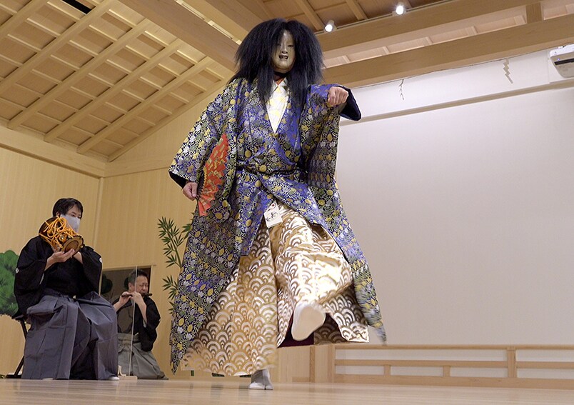 「怪と幽」疫病退散を祈願した上田敦史の新作能「アマビエ」を紹介