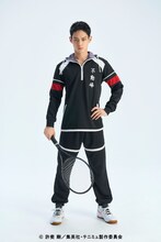 GAKU扮する橘桔平。