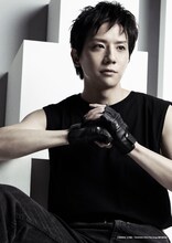 椎名鯛造扮するシン・スウ・リン。