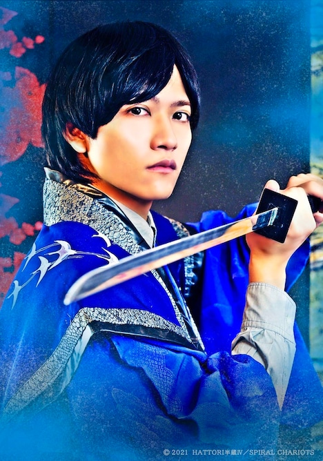 藤田富扮するハットリ半蔵汎刃。