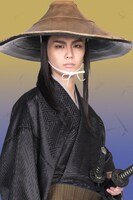 沢村玲扮する浮論。