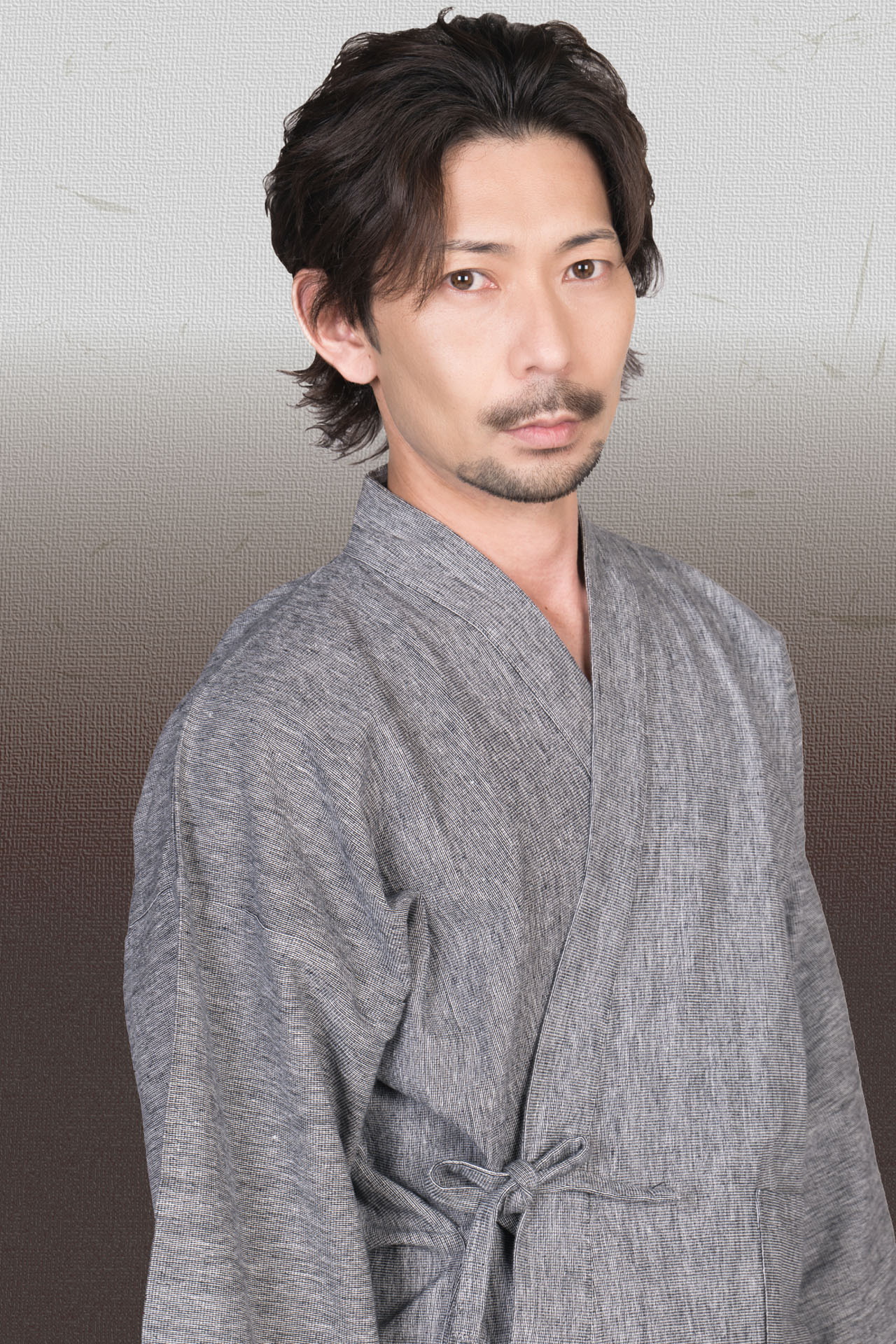白井サトル