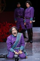 彩の国シェイクスピア・シリーズ第37弾「終わりよければすべてよし」より。（撮影：渡部孝弘）