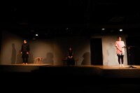 劇団競泳水着 第20回公演「夜から夜まで」より。（撮影：下田直樹）