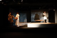 劇団競泳水着 第20回公演「夜から夜まで」より。（撮影：下田直樹）