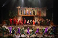 「ミュージカル『忍たま乱太郎』第11弾再演 ～忍たま 恐怖のきもだめし～」より。（撮影：田中亜紀）