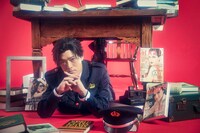 高木俊扮する登塚。