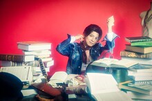 佐野瑞樹扮するオーナー。