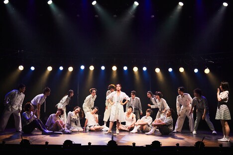 柿喰う客 新作本公演「滅多滅多」より。（撮影：神ノ川智早）