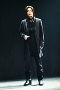 スタジオライフ「VAMPIRE LEGENDS」ゼーリヒ版より。（Photo by ATZSHI HIRATZKA）