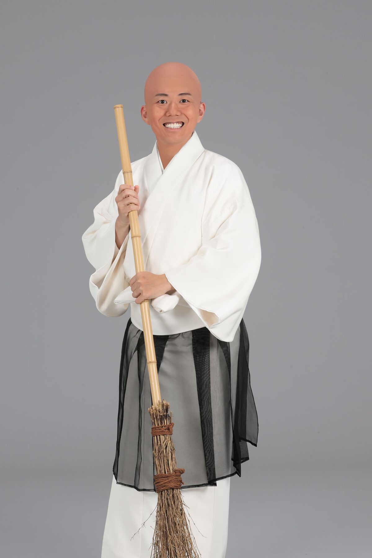 藤山扇治郎扮する一休さんのビジュアル解禁 桐生麻耶は武士の新右衛門に ステージナタリー