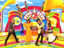 左から斎藤司、平野綾、武田真治、新妻聖子。(c)TBS
