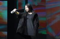 「染、色」フォトコールより。