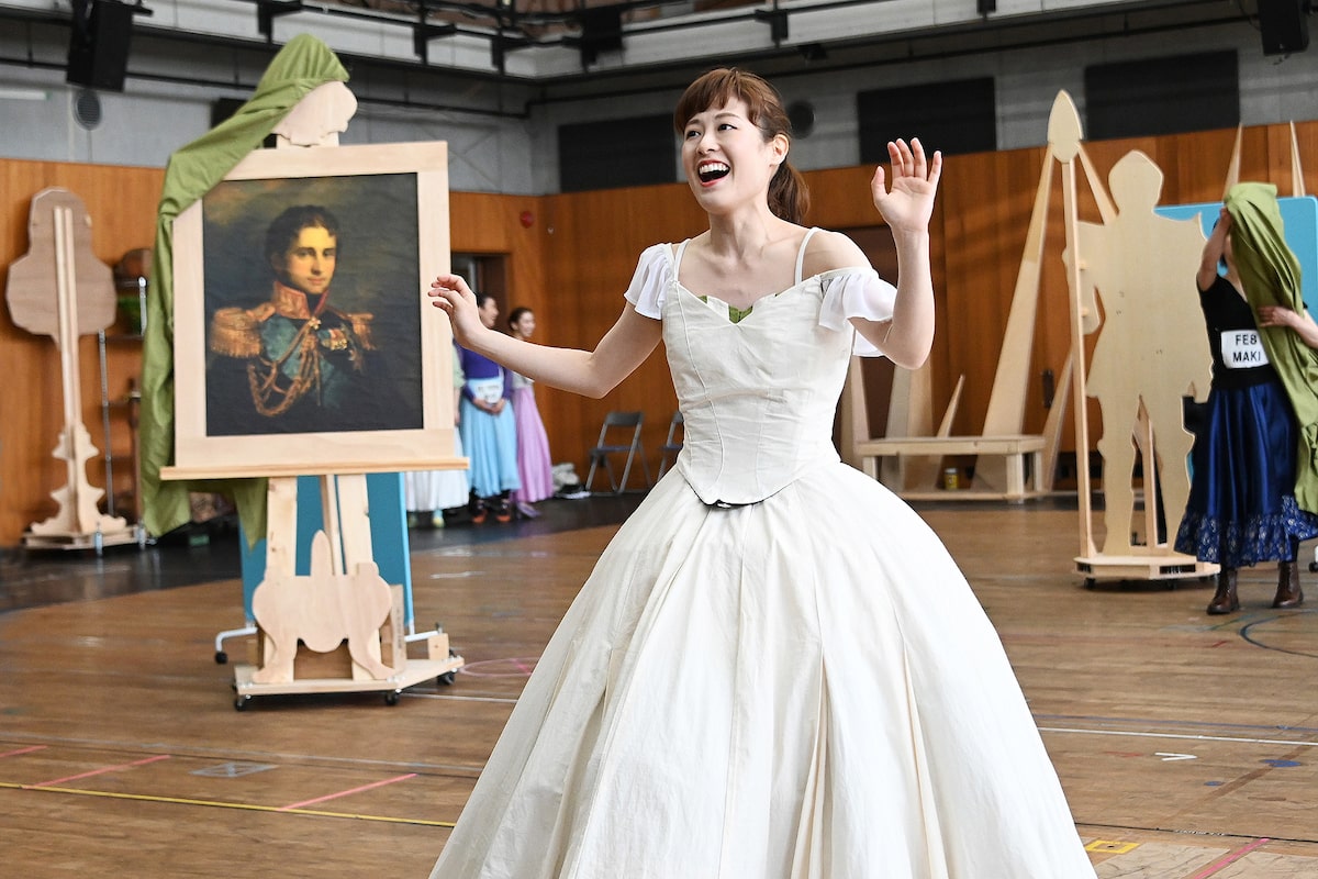 劇団四季 アナと雪の女王 稽古を公開 アナ エルサの歌唱シーン披露 稽古場レポート ステージナタリー