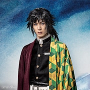 本田礼生扮する冨岡義勇。