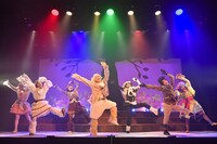 ナイスコンプレックスN32「フリーカル『YAhHoo!!!!』2021」より。（撮影：鏡田伸幸）