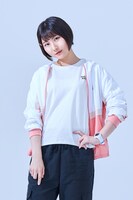 千歳ゆう扮する勝田葉菜子。