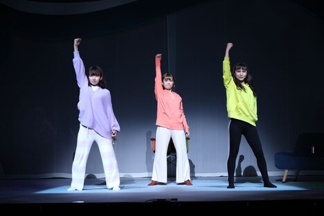 「A New Musical『ゆびさきと恋々』」より。