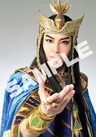 海宝直人扮するメンフィスのブロマイド。