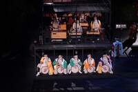 静岡県文化プログラム / SPAC「忠臣蔵2021」より。(c)猪熊康夫