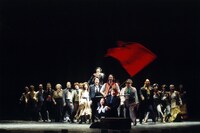 ミュージカル「レ・ミゼラブル」（1994年公演）より。（写真提供：東宝演劇部）