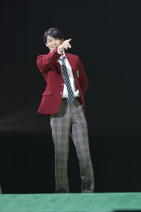 舞台「タンブリング」より。（撮影：小堺勝巳）