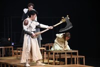 パルコ・プロデュース「首切り王子と愚かな女」ゲネプロより。